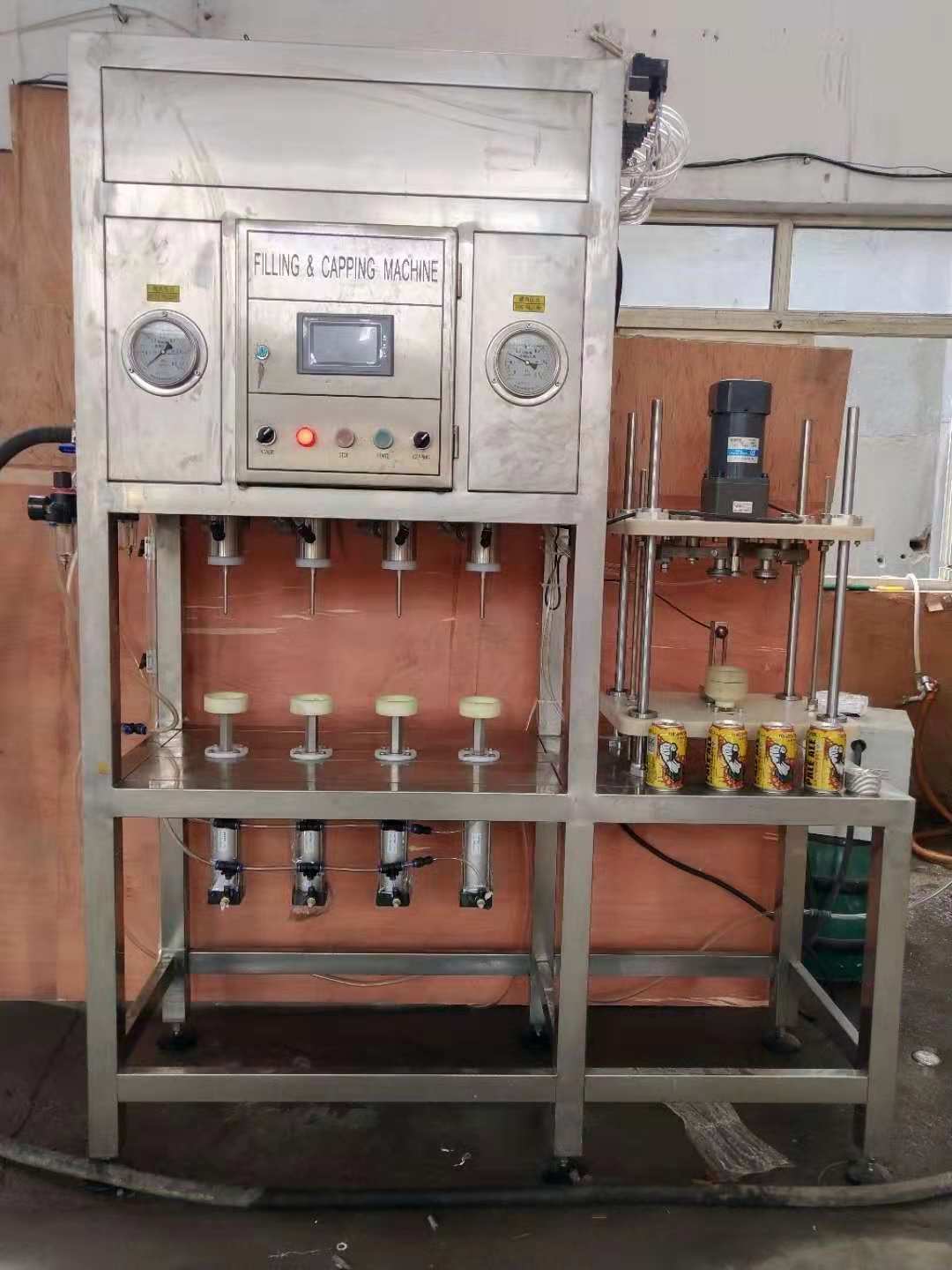 four head of can filling and sealing machine