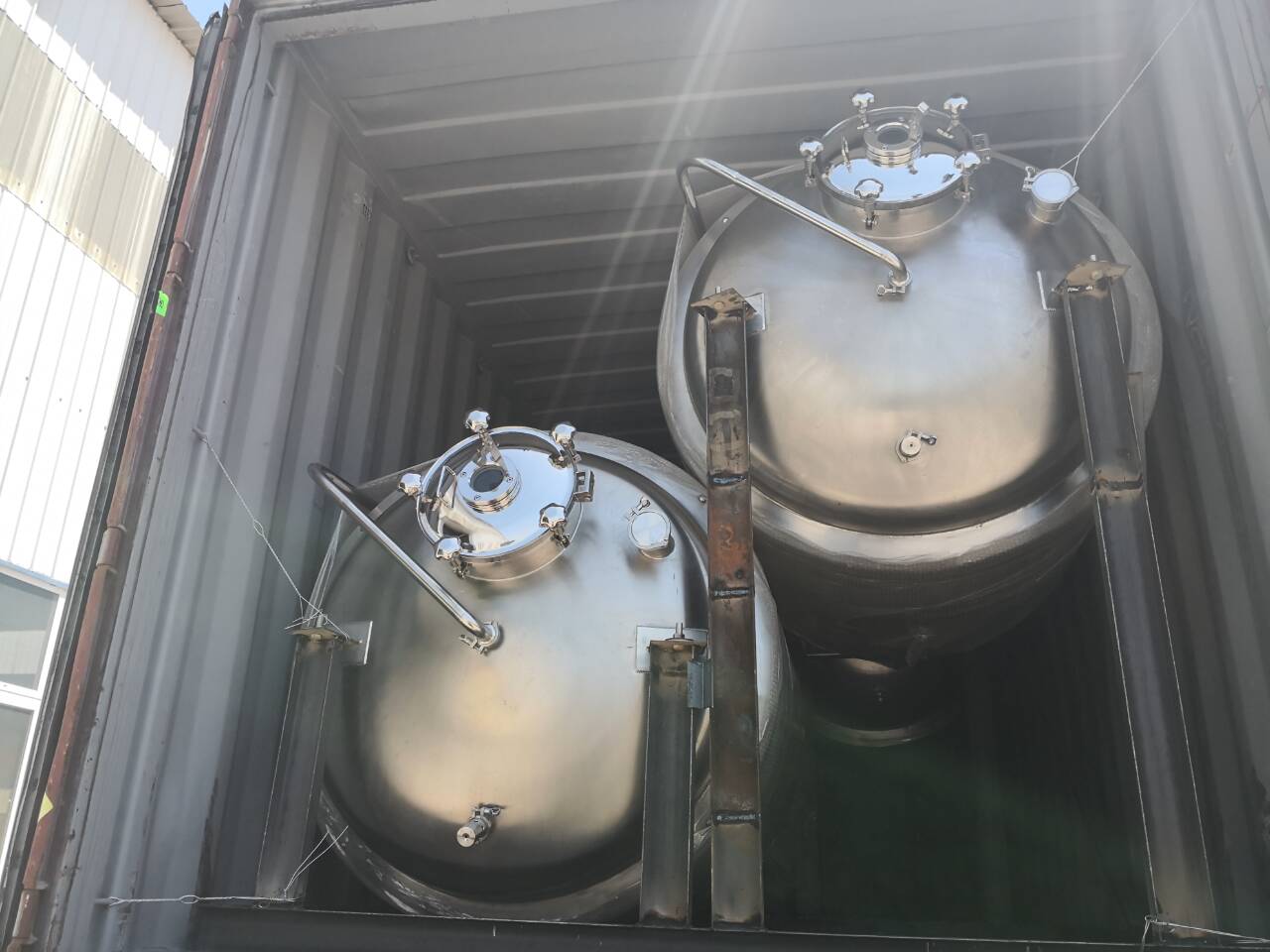 2000L brewery shipped out