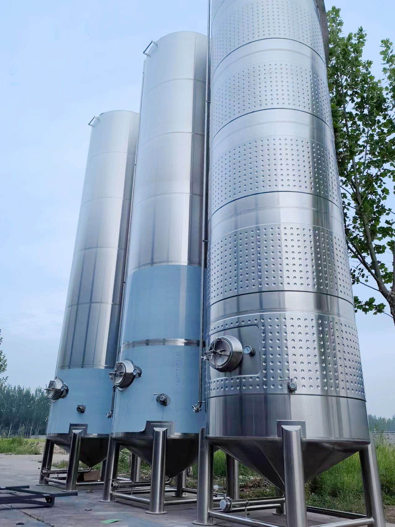 white wine fermenter
