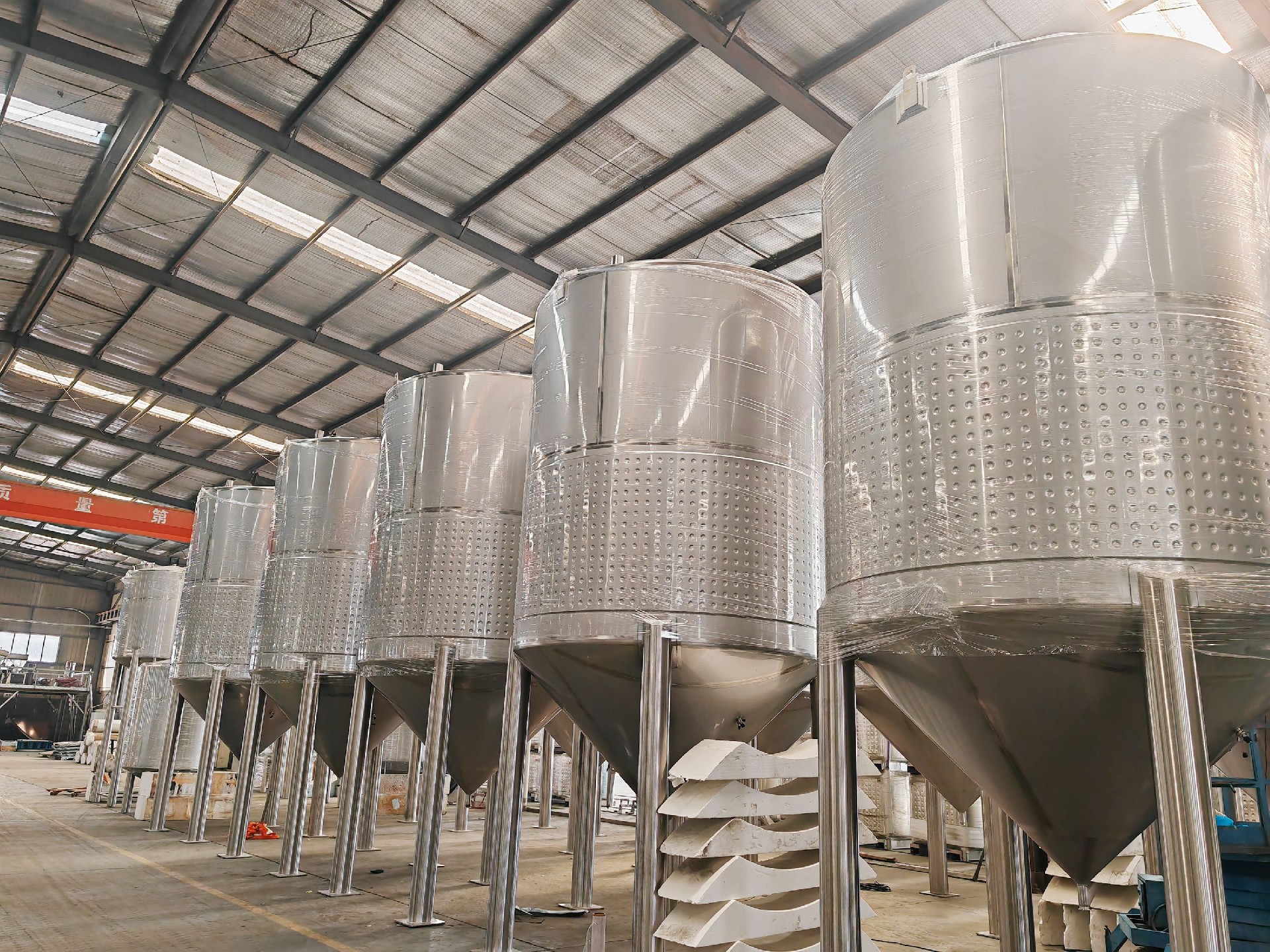 Stainless steel Distilling Equipment Alcohol Distillery fermnter