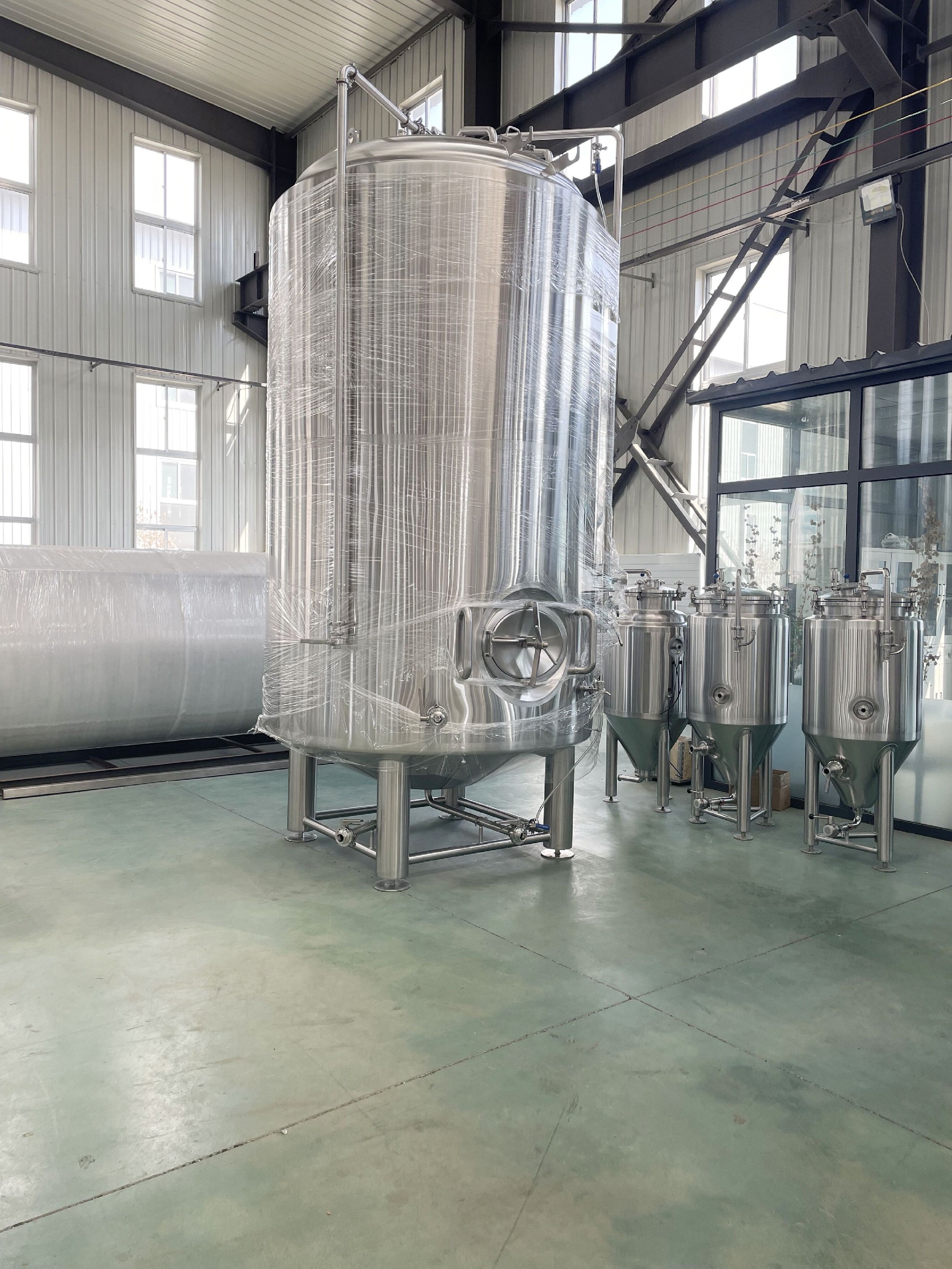 5000L bright tank